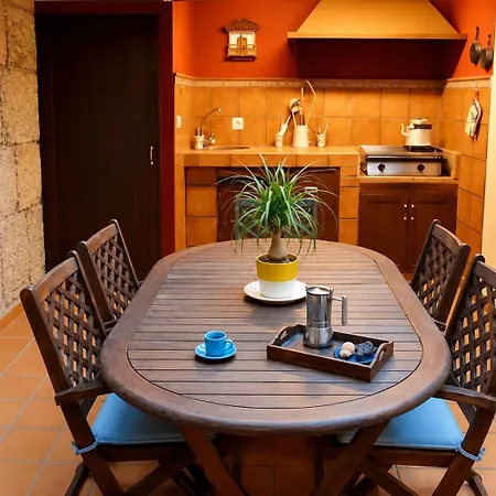 Casa Centro Con Terraza Y Asador Casa vacanze O Grove